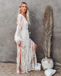 robe-blanche-dentelle-hippie